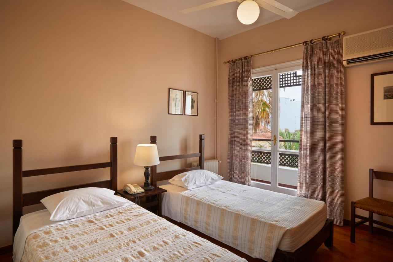 Doma Hotel Chrissi Akti Chania Exterior foto